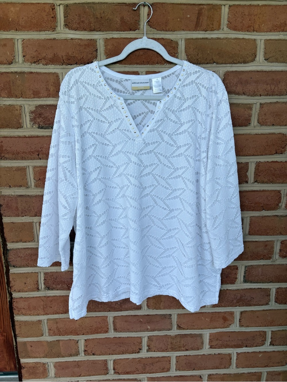 Alfred Dunner White Eyelet V-Neck Tunic with Stud Accents